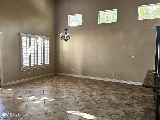 Photo - 5400 Manuel Gameros Dr