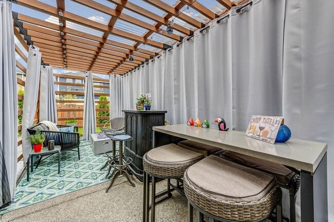 Photo - 4425 30th Dr SE