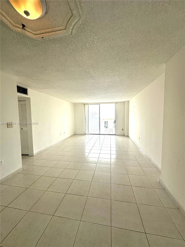 4675 W 18th Ct Unit 801