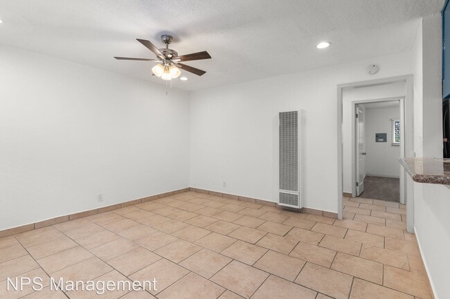 Photo - 2 br, 1 bath Apartment - 765 Cerritos Aven...