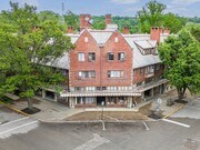 Mariemont Square Exterior