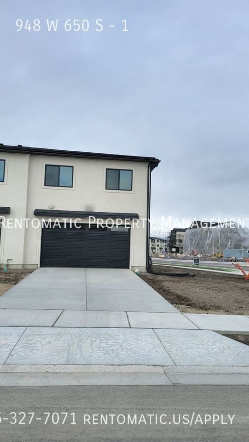 Photo - 948 W State Rd