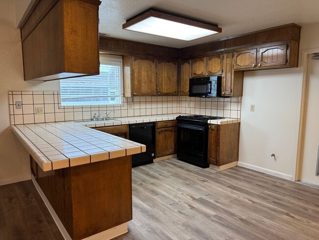 Photo - Large Three Bed, Two Bath Home in Stonewood Estates