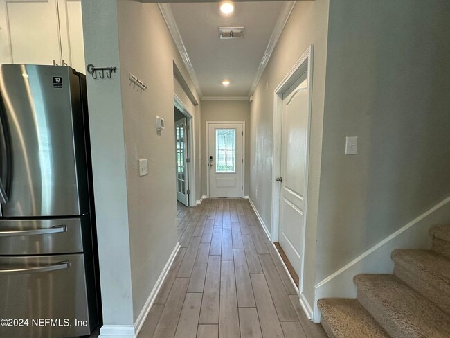Photo - 122 Codona Glen Dr