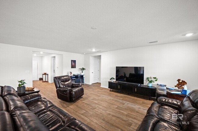 Photo - 3079 Camino Real Lp