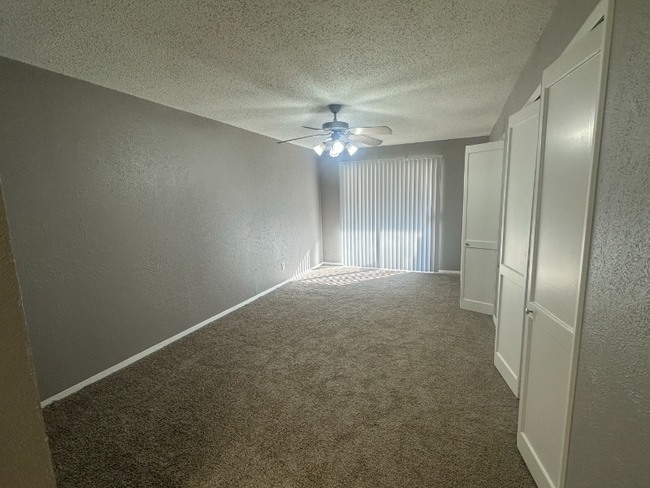 Photo - 2114 E Marshall Ave Unit 204