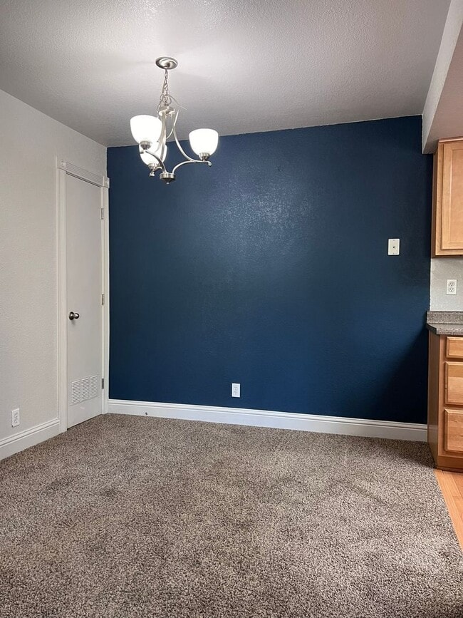 Photo - 530 E Patriot Blvd