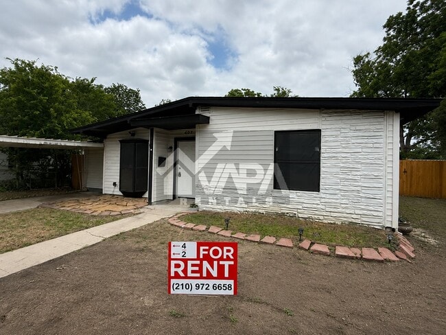 Photo - 407 Creath Pl