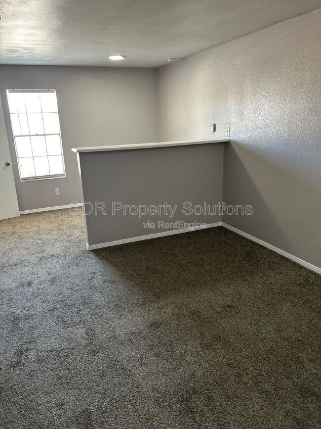 Photo - 401 14th St NW Unidad 37