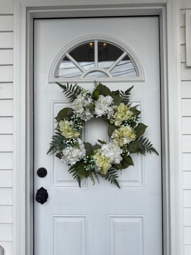 Photo - 1060 Forest Ave Unidad 2