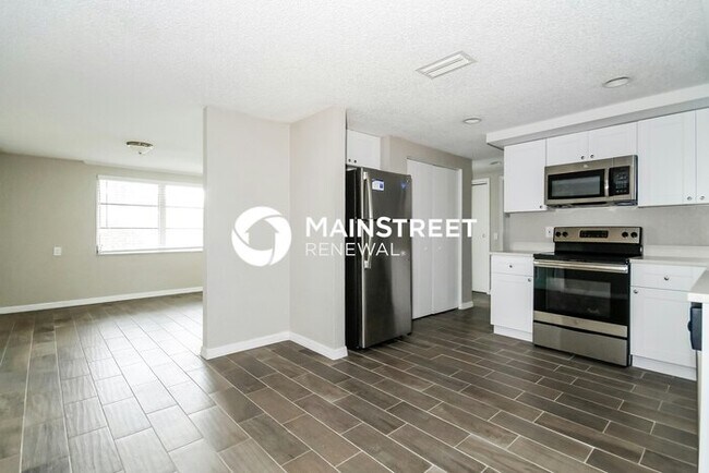 Photo - 3 Bedroom Pet-Friendly Home in Port Richey, FL with Main Street Renewal
