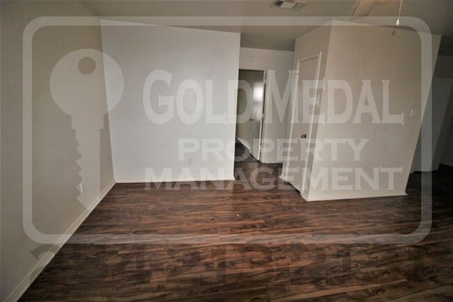 Photo - 1101 Horizon Dr Unit D
