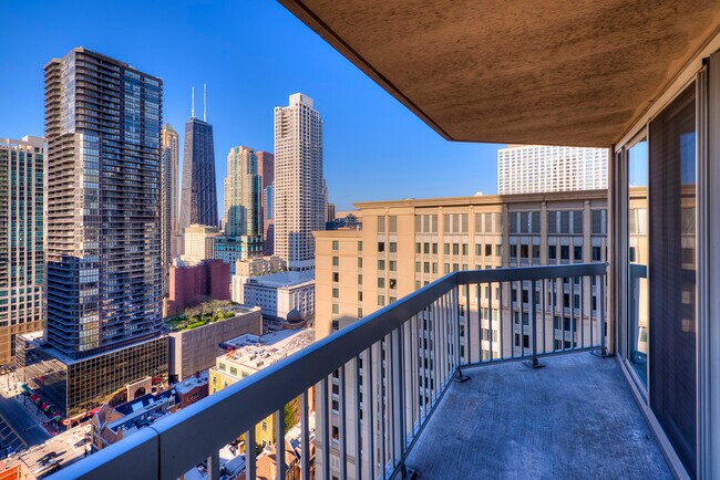 Photo - 550 N State St Unit 2408