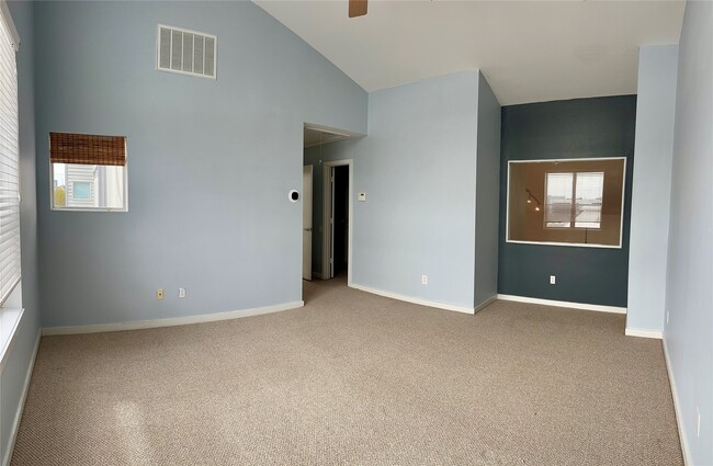 Photo - 3208 Yellowstone Park Dr