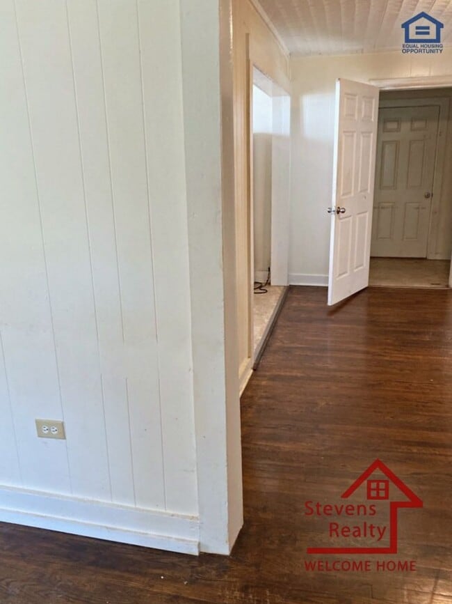 Photo - 117 Poplar St