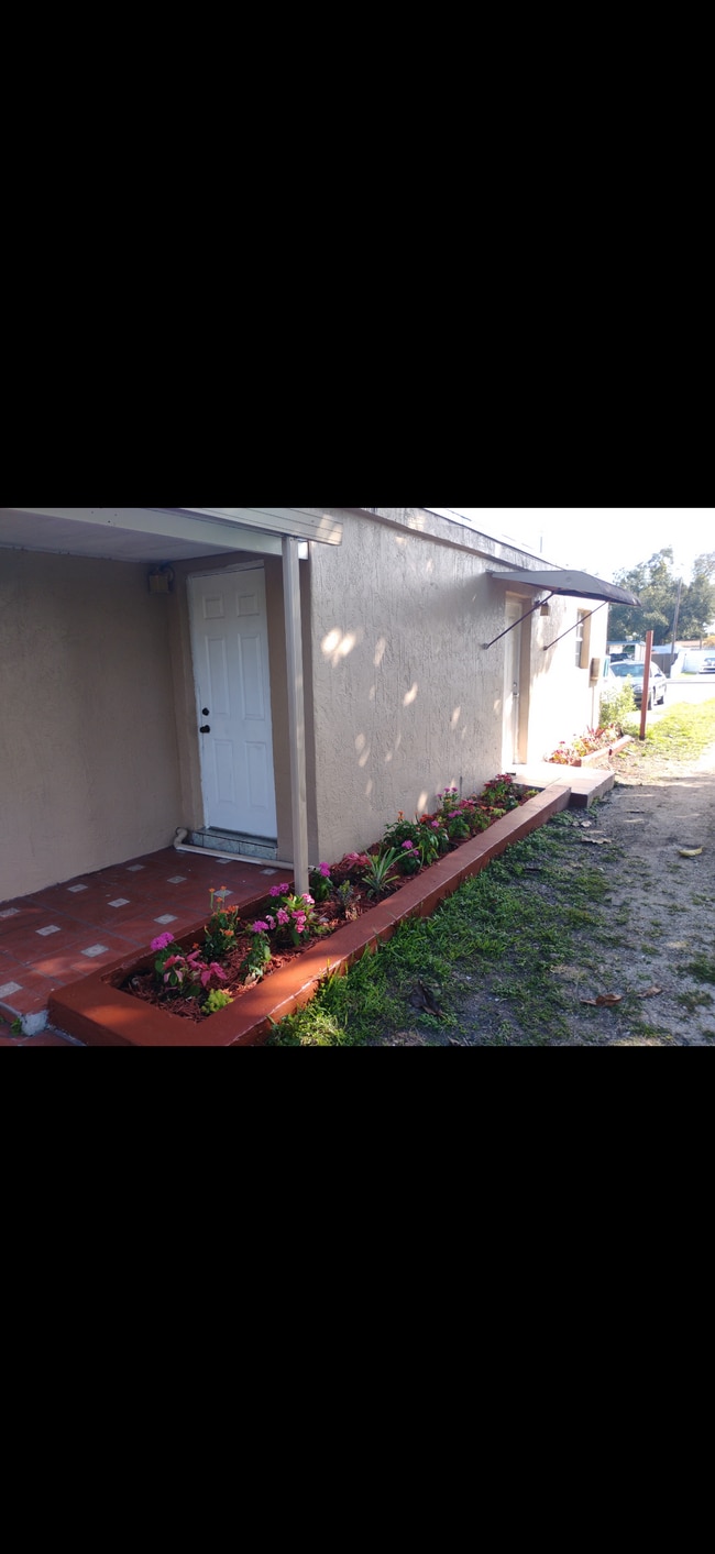 Photo - 6387 Coral Way Unit Studio