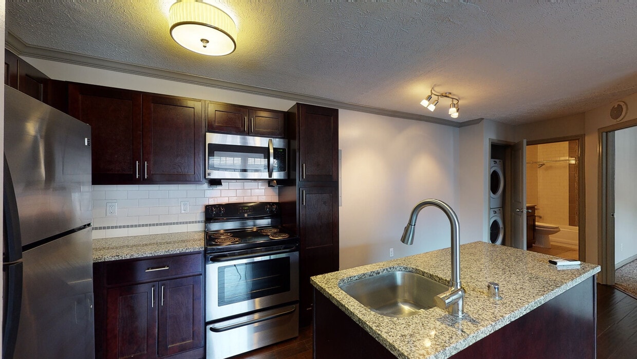 Photo - The Avenue in the Highlands Apartments