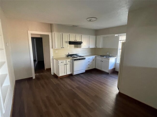 Photo - 1742 Neptune Dr