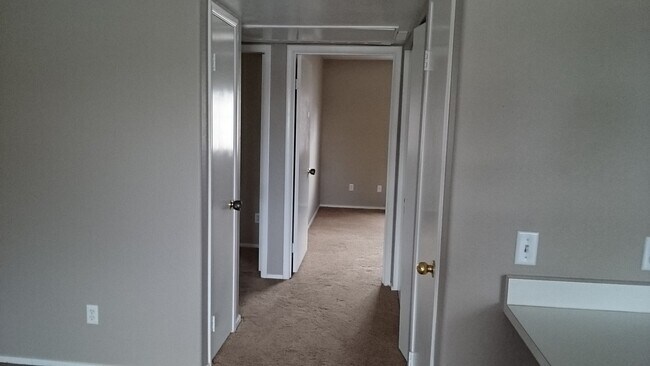 Photo - 8410 Eldora Ave
