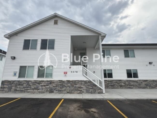 Building Photo - 3570 Colt Cir Unit 6