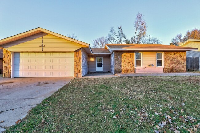Building Photo - Spacious 3 bedroom house in Norman