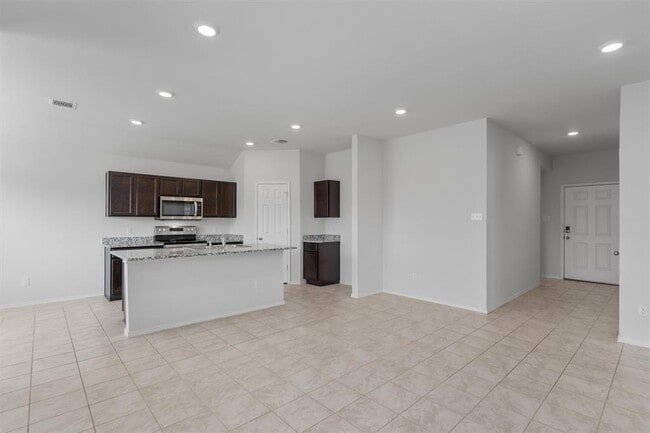 Photo - 108 Ragnar Dr