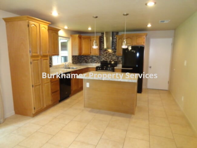 Photo - 706 Granada Rd