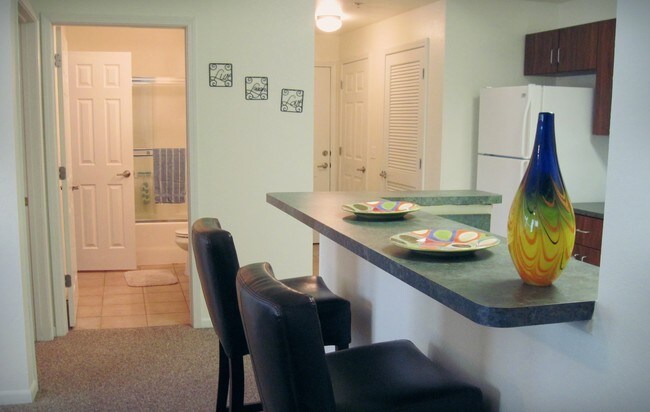 Meadowbrook Apartments