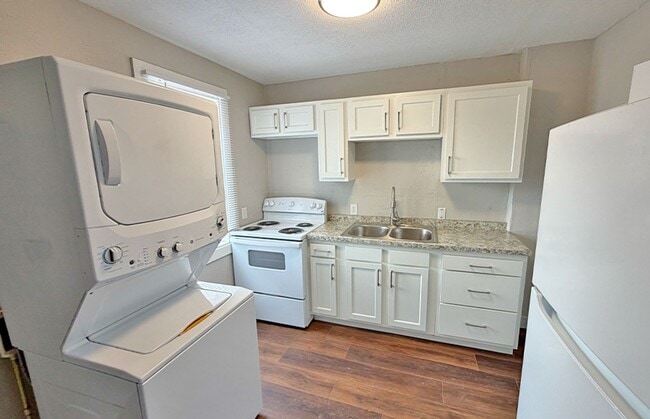 Photo - 22-24 W Hollister Unit 24-Duplex