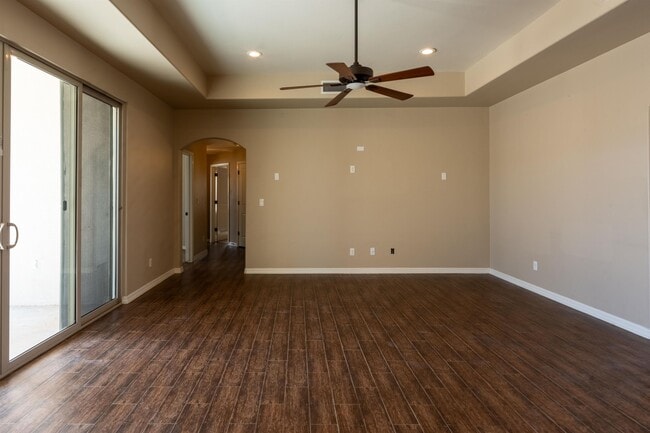 Photo - 5804 Aberdeen Ct