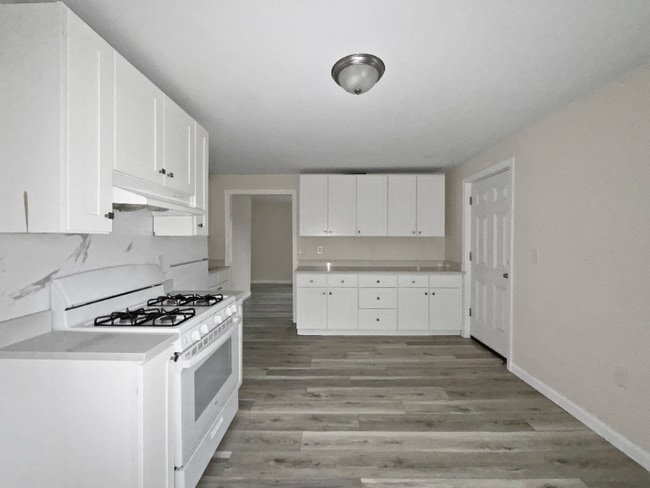 Photo - 8-10 Varnum St Unit 10