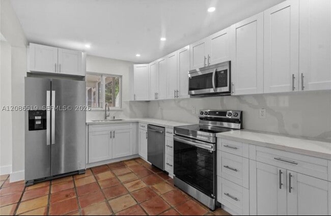 211 NW 51st St