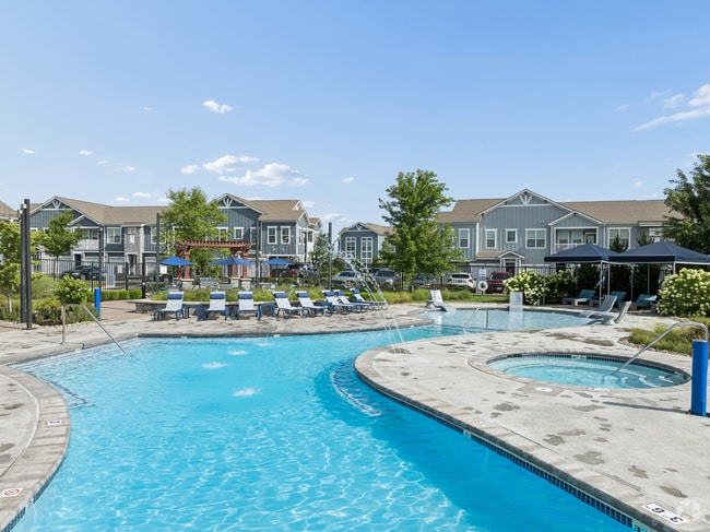 Pool & Sundeck - The Landing at Tiffany Springs