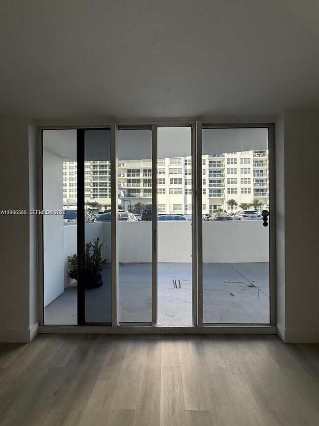 Photo - 3001 S Ocean Dr Unit 107