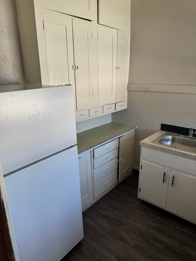 Photo - 3rd and Main Unit 312