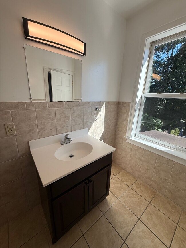 Photo - 20 Dubois St Unidad 2