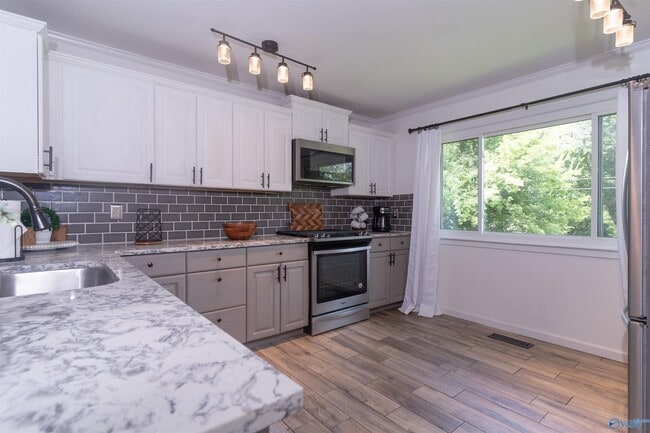 Photo - 3387 Cedar Ln