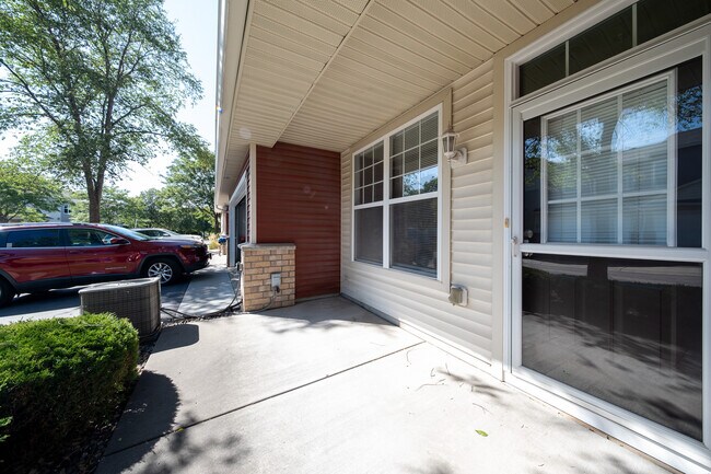 3311 Hazel Trail