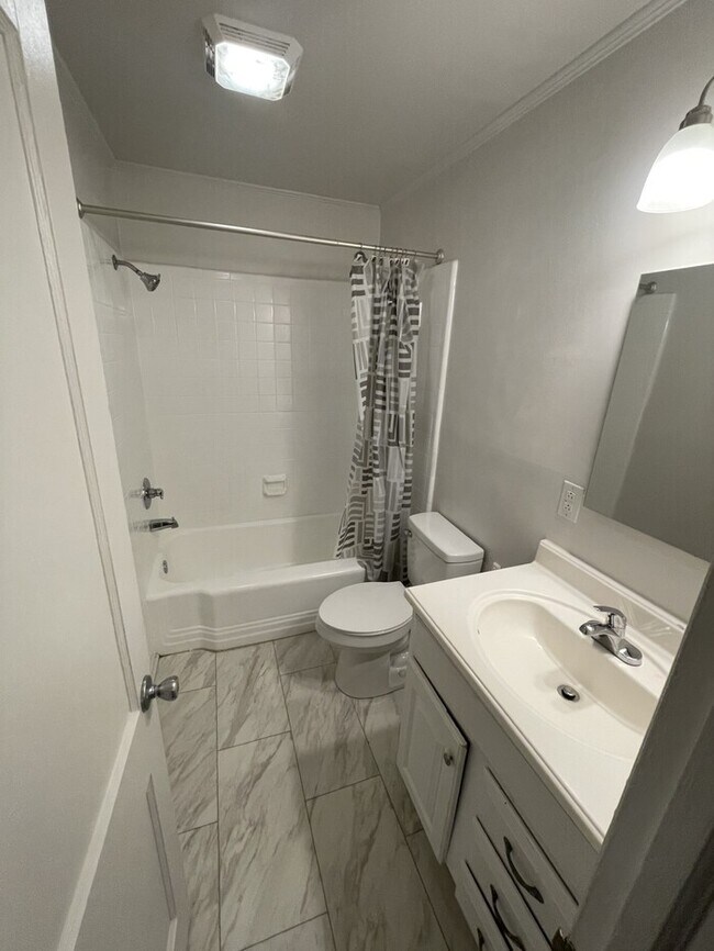 Photo - 318 Angier Ave