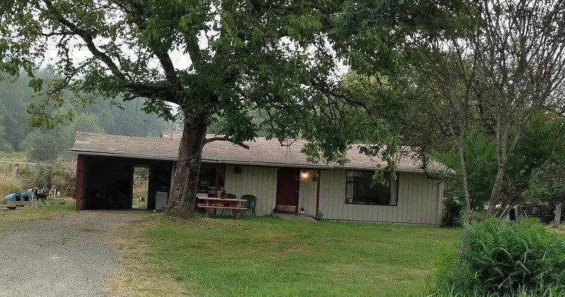 Photo - 224 Priest Rd