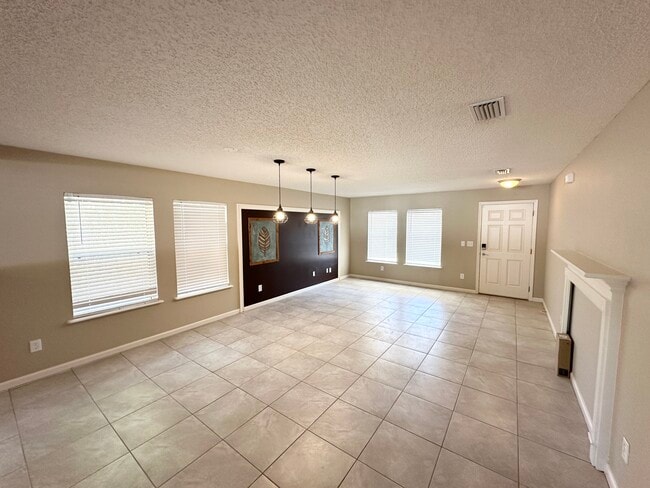 Photo - 4 Ryecrest Ln