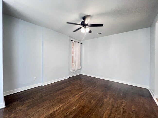 Photo - 7026 S Wentworth Ave Apartamento Unidad 1STFL
