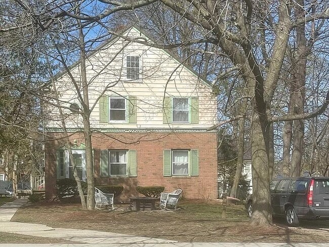 Building Photo - 201 S Prospect St Unit 1