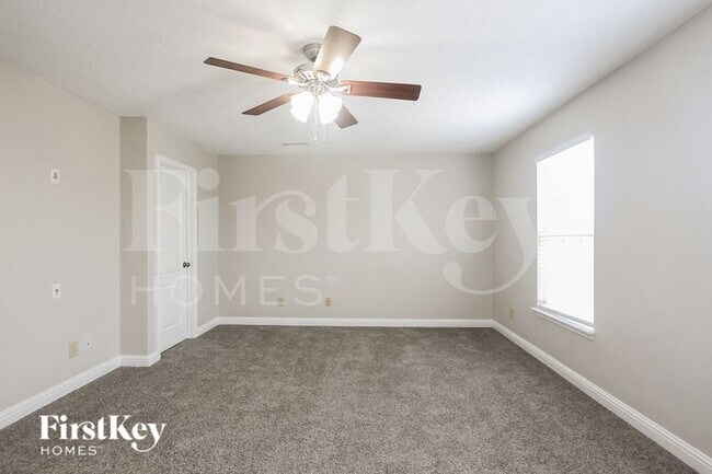 Photo - 1346 Alonzo Pl