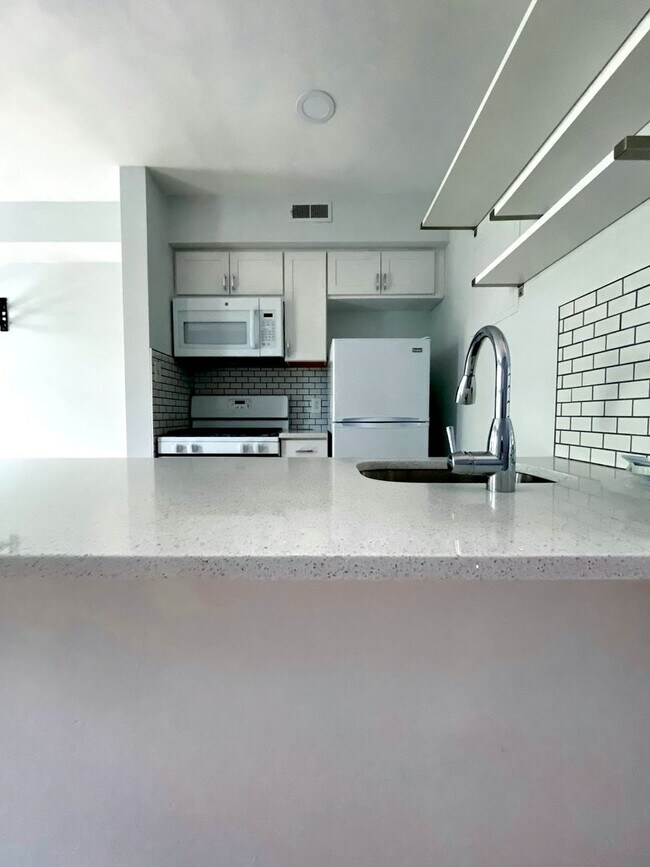 Photo - 2216 Summer St Unidad 2