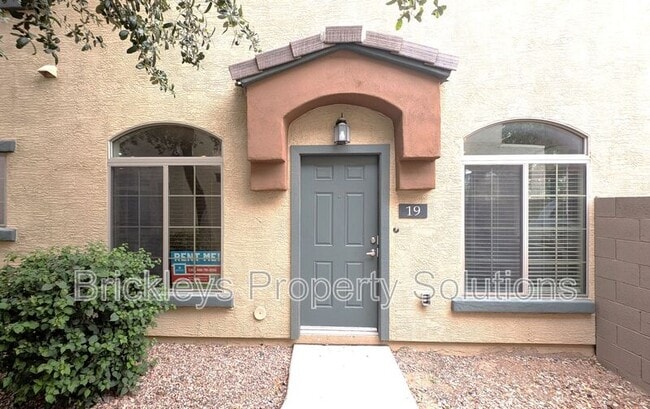 Photo - 2727 N Price Rd