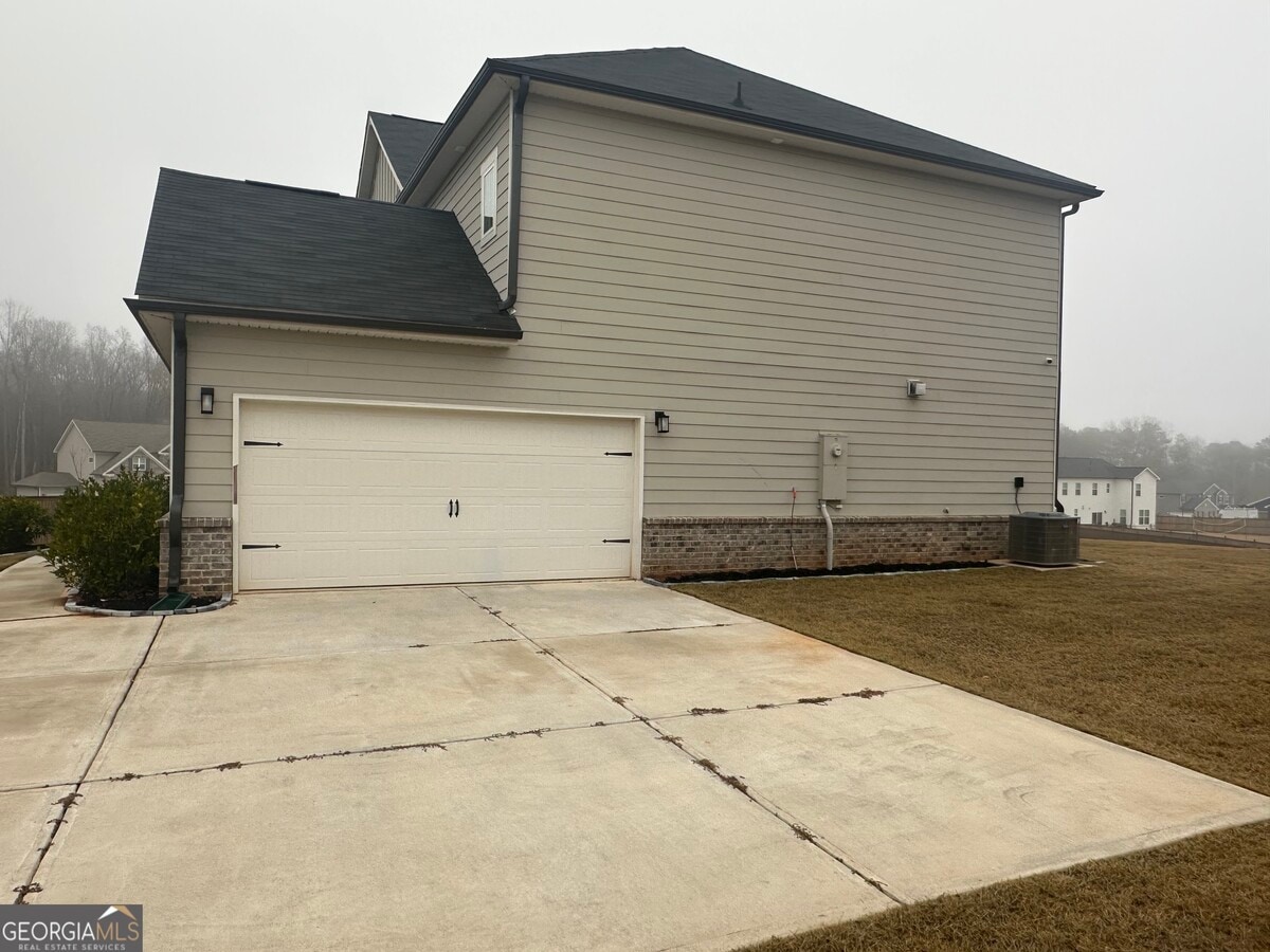 Photo - 209 Arwen Dr