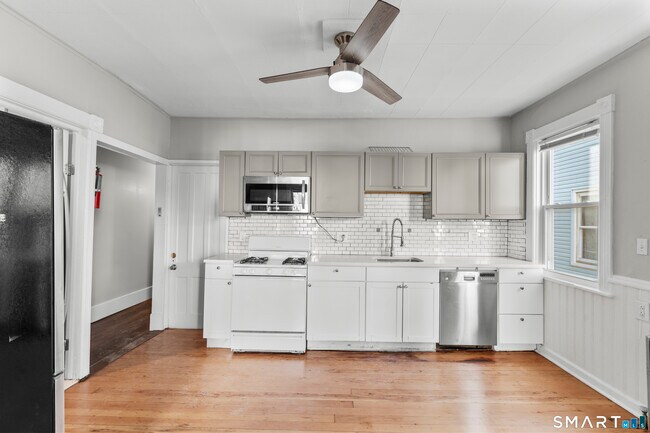 Photo - 394 Gregory St Unit 2