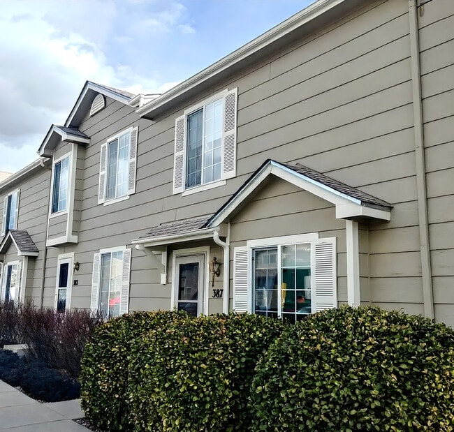 Building Photo - 387 Ellers Grove Rental