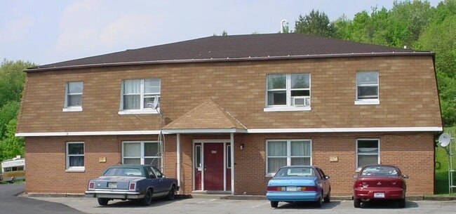 Building Photo - 551 Maryann St Unit 2 Rental